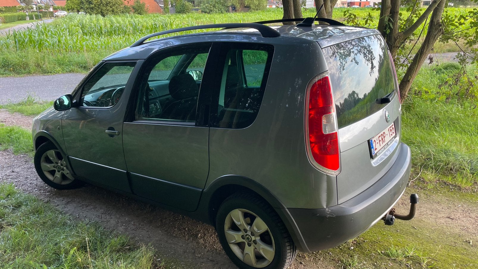 Skoda Roomster scout 1.6 tdi, Autos, Euro 5, Système audio, Boîte manuelle, Roomster