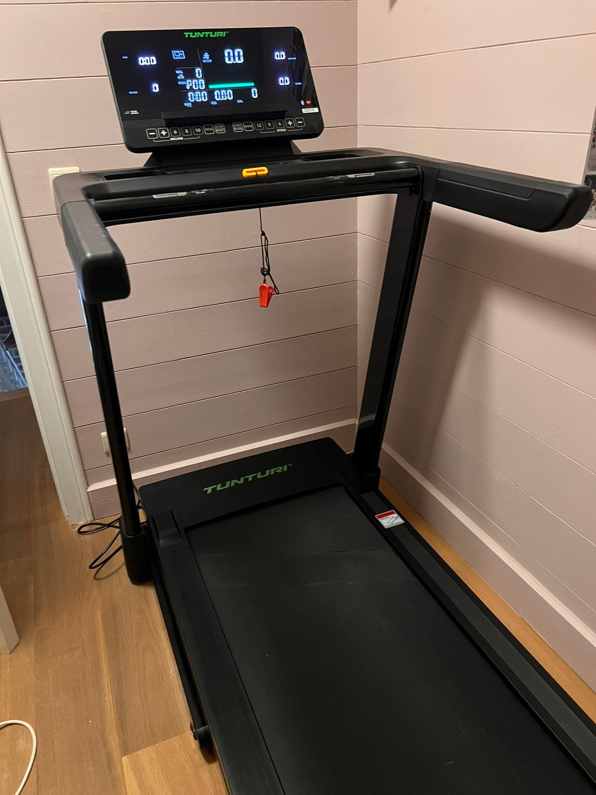 Tunturi T60 loopband, Sport en Fitness, Ophalen, Zo goed als nieuw, Loopband