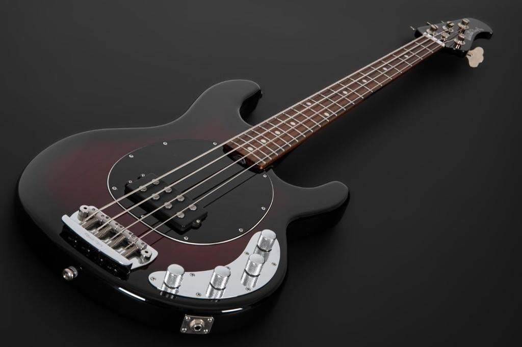 Music Man Stingray 3EQ Neckthru 2015, Musique & Instruments, Enlèvement ou Envoi, Comme neuf, Électrique