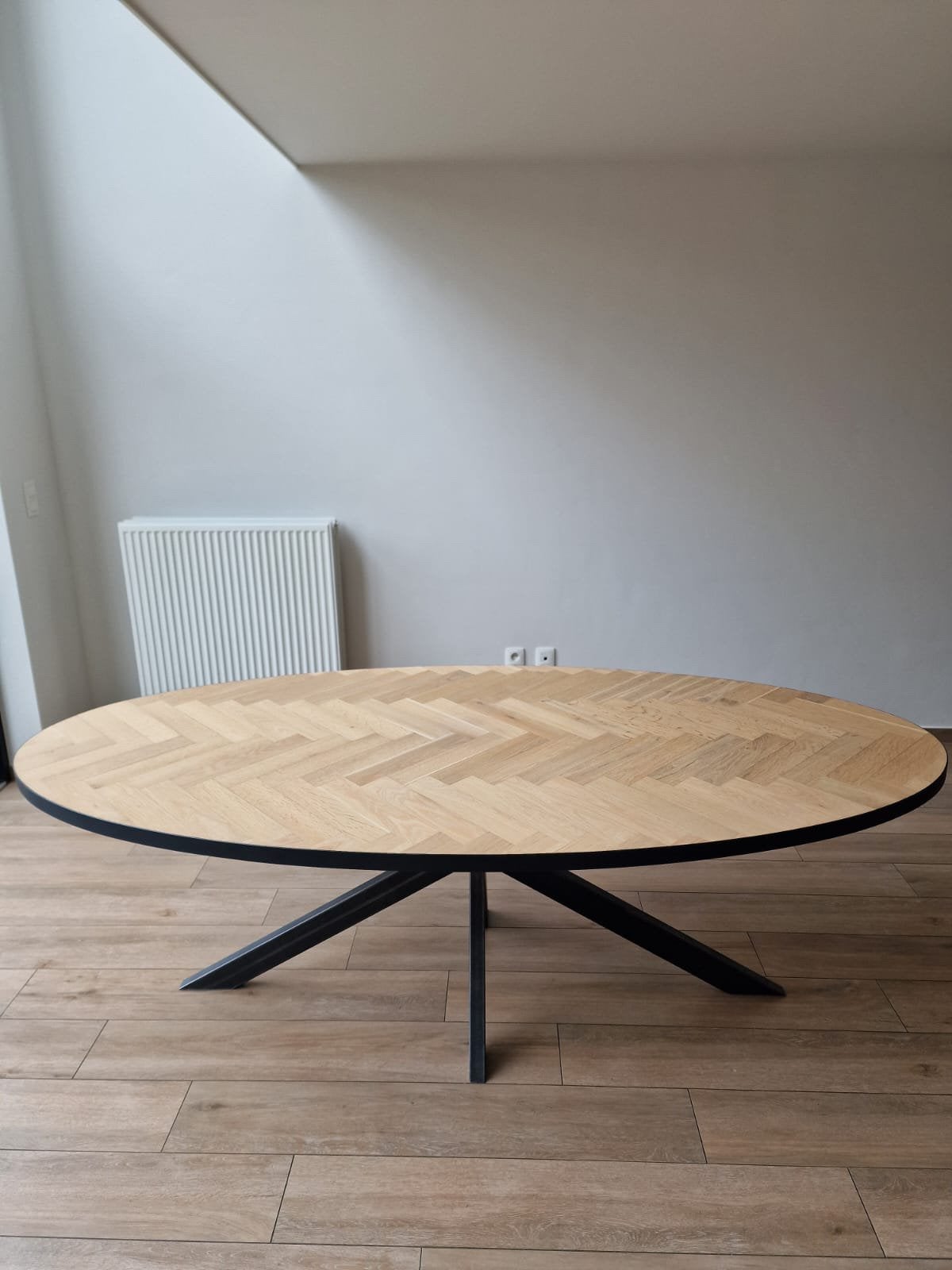 table à manger, Enlèvement, Comme neuf, Ovale
