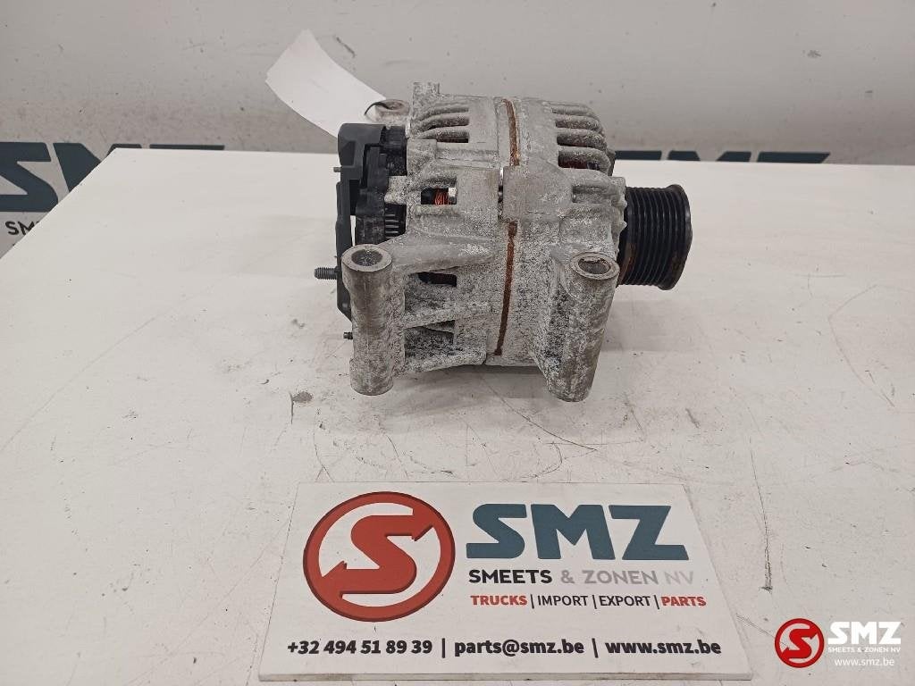 Alternator Caterpillar, Articles professionnels