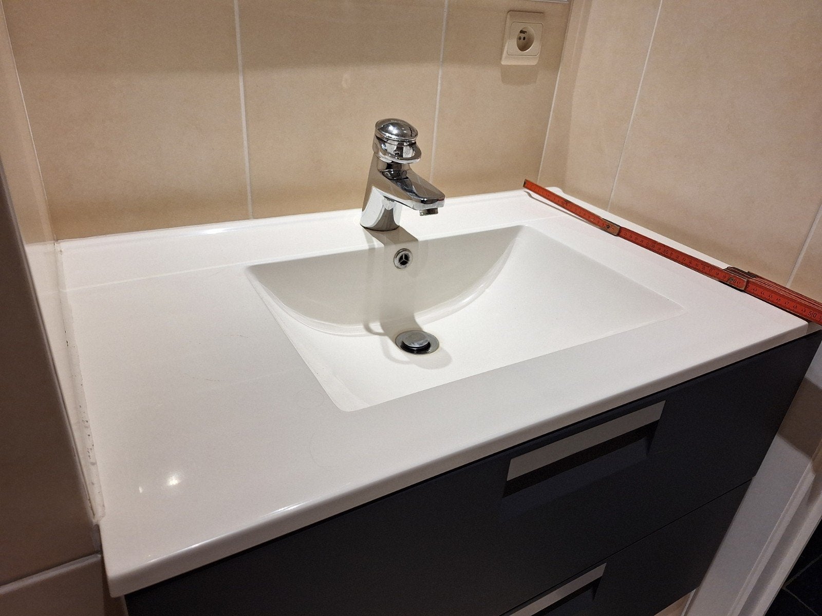 Enkele lavabo 50 x80 met kraan, Huis en Inrichting, Ophalen