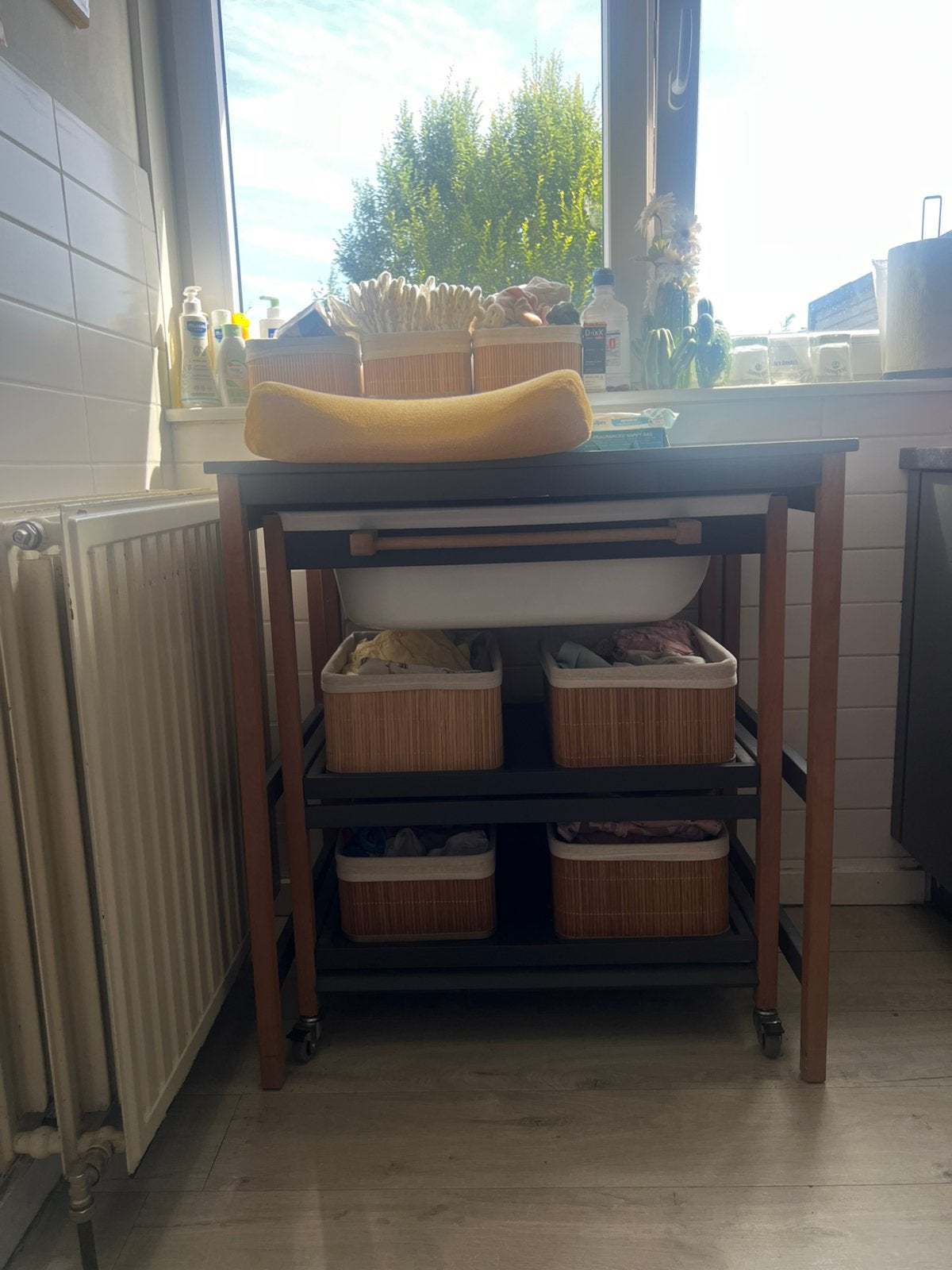 Quax Ververstafel / luiertafel met bad, Kinderen en Baby's, Badjes en Verzorging, Ophalen, Zo goed als nieuw