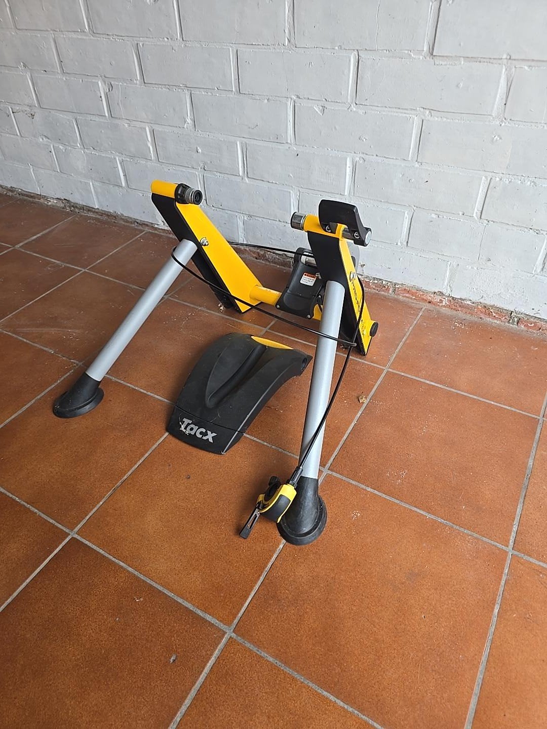 Tacx Satori Fietstrainer – Indoor Trainer – Zeer Goede Staat, Ophalen, Zo goed als nieuw
