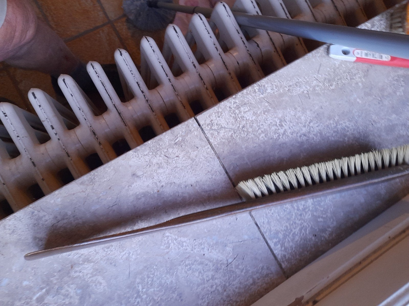 brosse, Bricolage & Construction, Enlèvement