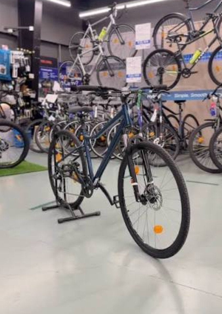 À VENDRE – VTC DECATHLON RIVERSIDE 5500  AVEC ACCESSOIRES, Neuf, Autres marques, Moins de 10 vitesses, Enlèvement