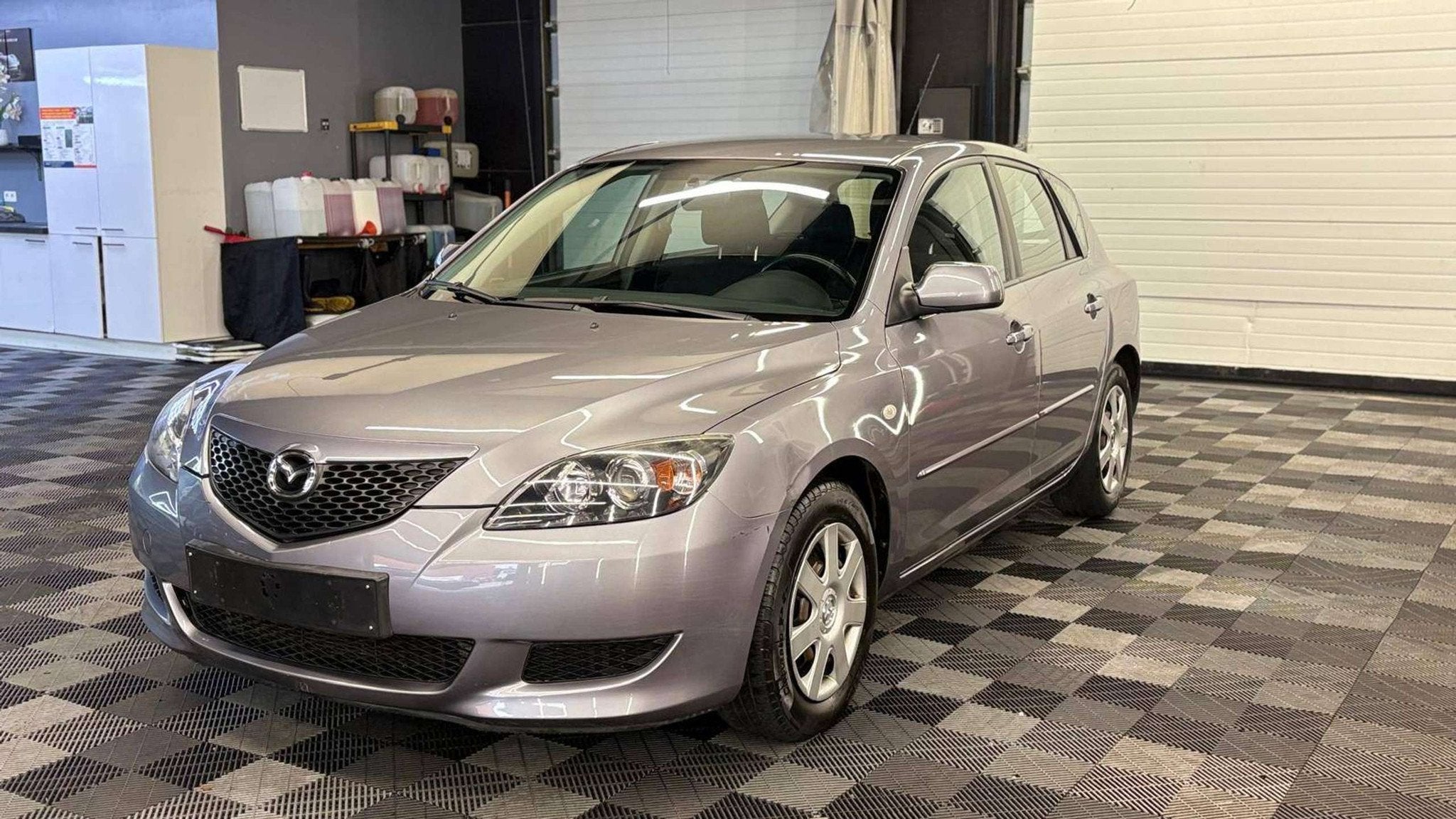 Mazda 3 1.6 bj2006 eur4 5deurs 126517km, Autos, Argent ou Gris, Achat, Air conditionné, 5 portes