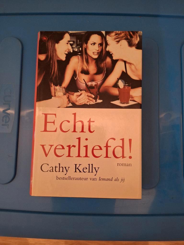 Echt verliefd - Cathy Kelly, Ophalen, Zo goed als nieuw, Cathy Kelly, België