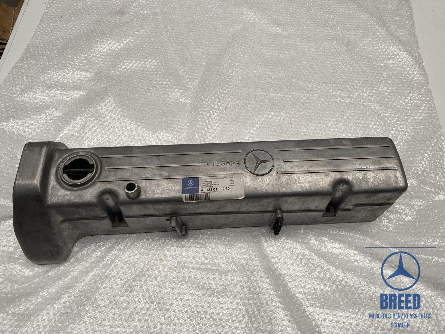 NOS kleppendeksel voor Mercedes-Benz W123 250 250T M123, Neuf, -, -, Enlèvement ou Envoi