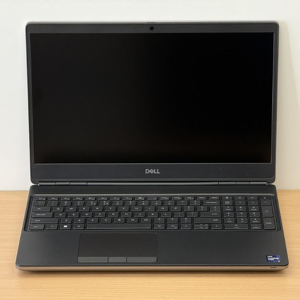 Dell Precision 7560/i9/RTX A5000/96 Go de mémoire DDR4, 64 GB ou plus, Comme neuf, 4 Ghz ou plus, Gaming