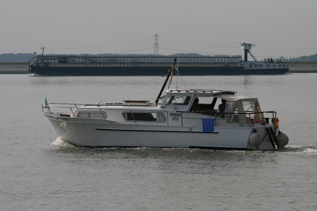 Vennekens kruiser, Watersport en Boten, Overige merken, 9 m, Gebruikt, Kruiser