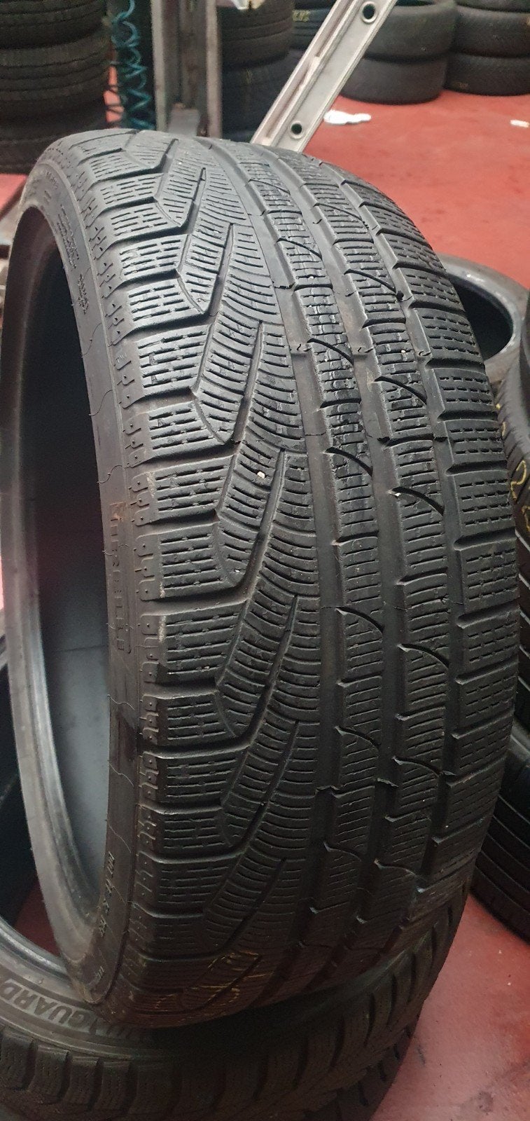 245 35 R20 pirelli TOP QUALITÉ avec montage et équilibrage, Enlèvement