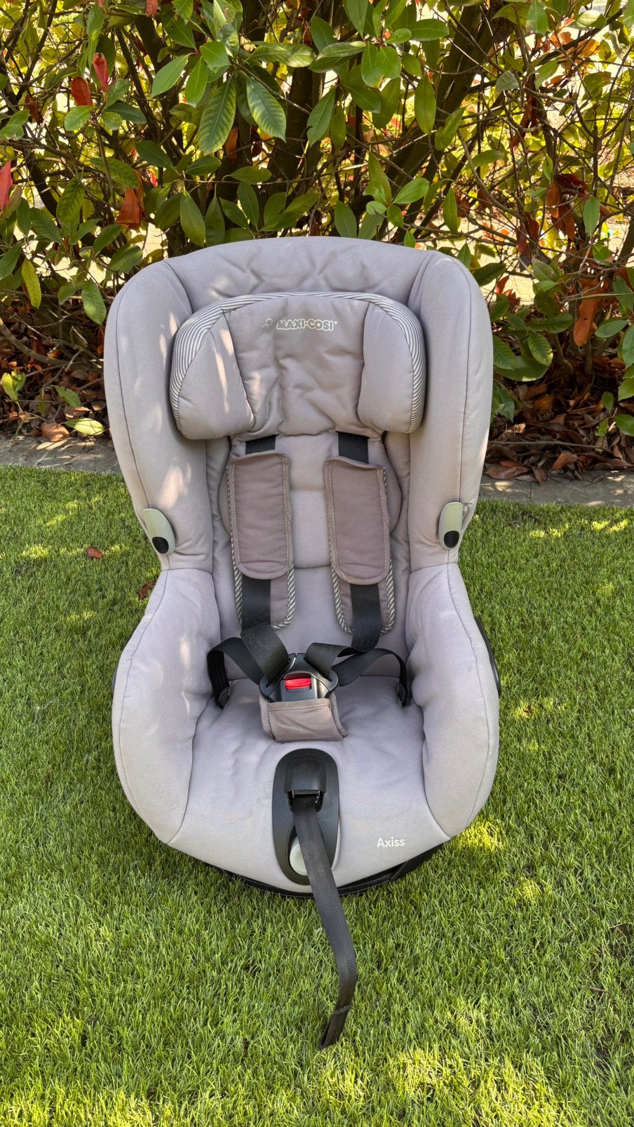 Maxi Cosi Axiss 9-18kg, Ceinture de sécurité, Mode veille, Comme neuf, Enlèvement