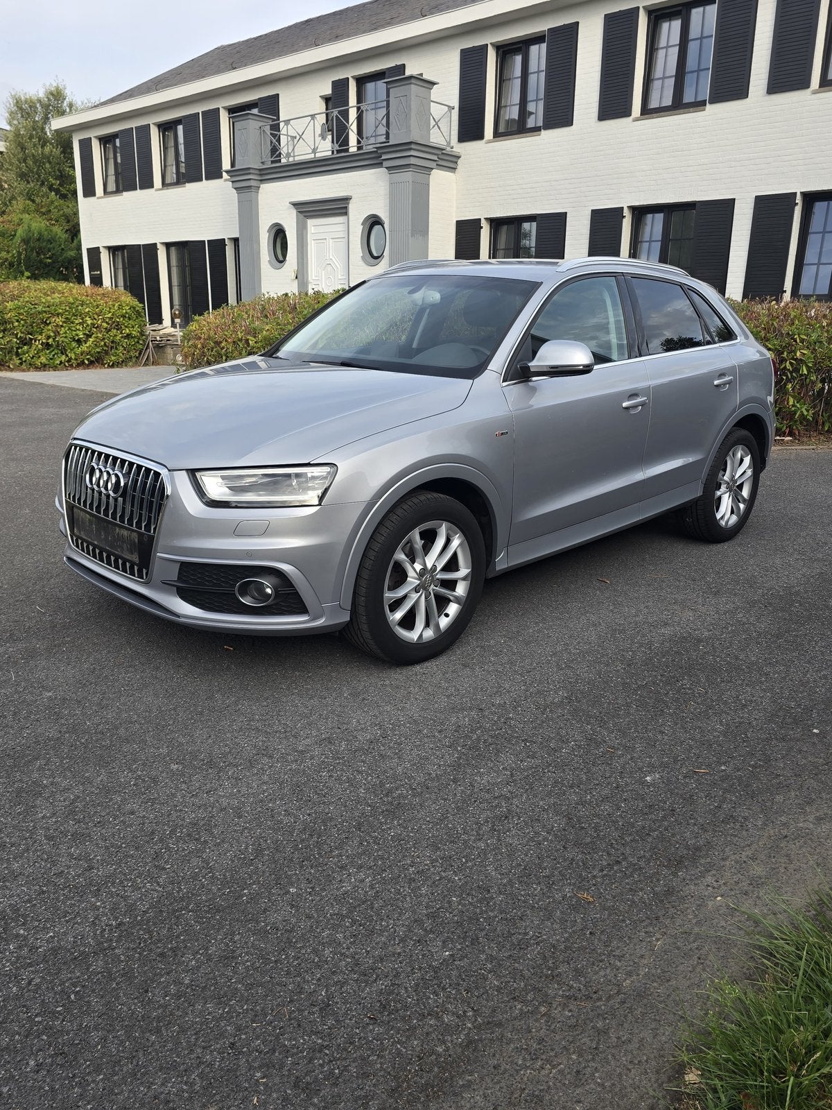 AUDI Q3 / AUTOMAAT! / GEKEURD VVK!, Auto's, Automaat, Dealer onderhouden, Leder, 5 zetels