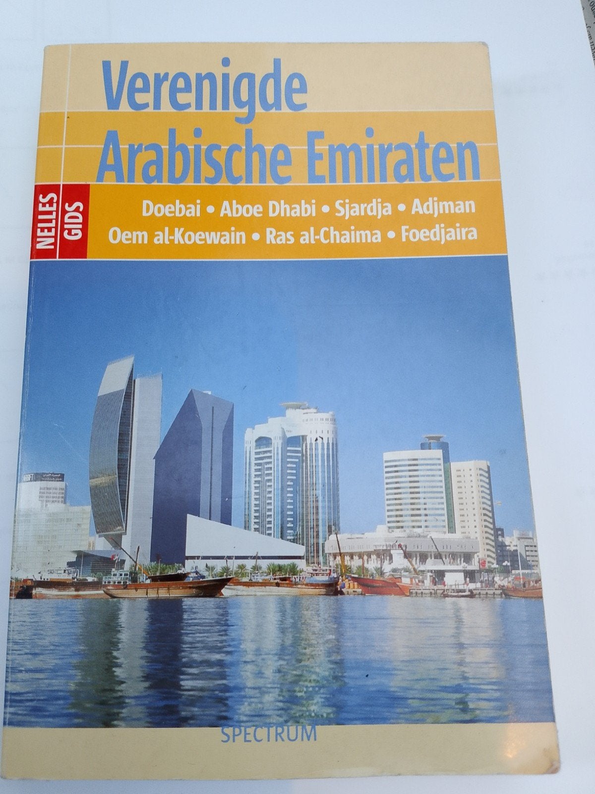 H. Neuschaffer - Nelles gids Verenigde Arabische Emiraten, Boeken, H. Neuschaffer, Ophalen of Verzenden, Zo goed als nieuw, Reisgids of -boek