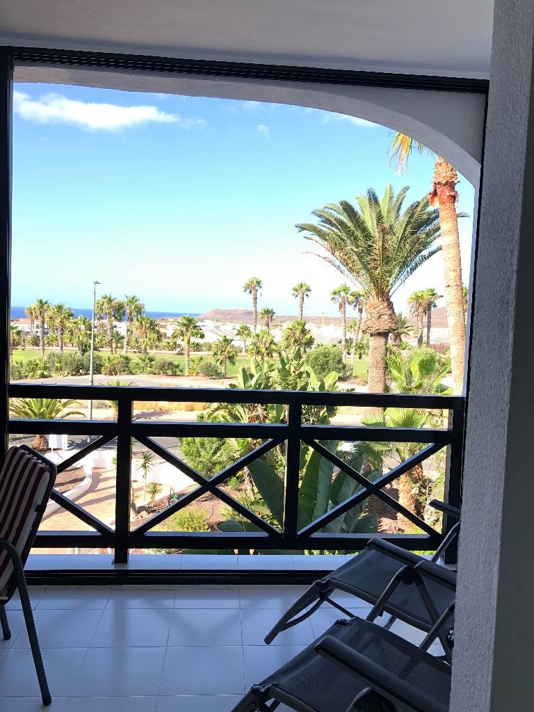 Tenerife, Eigenaar