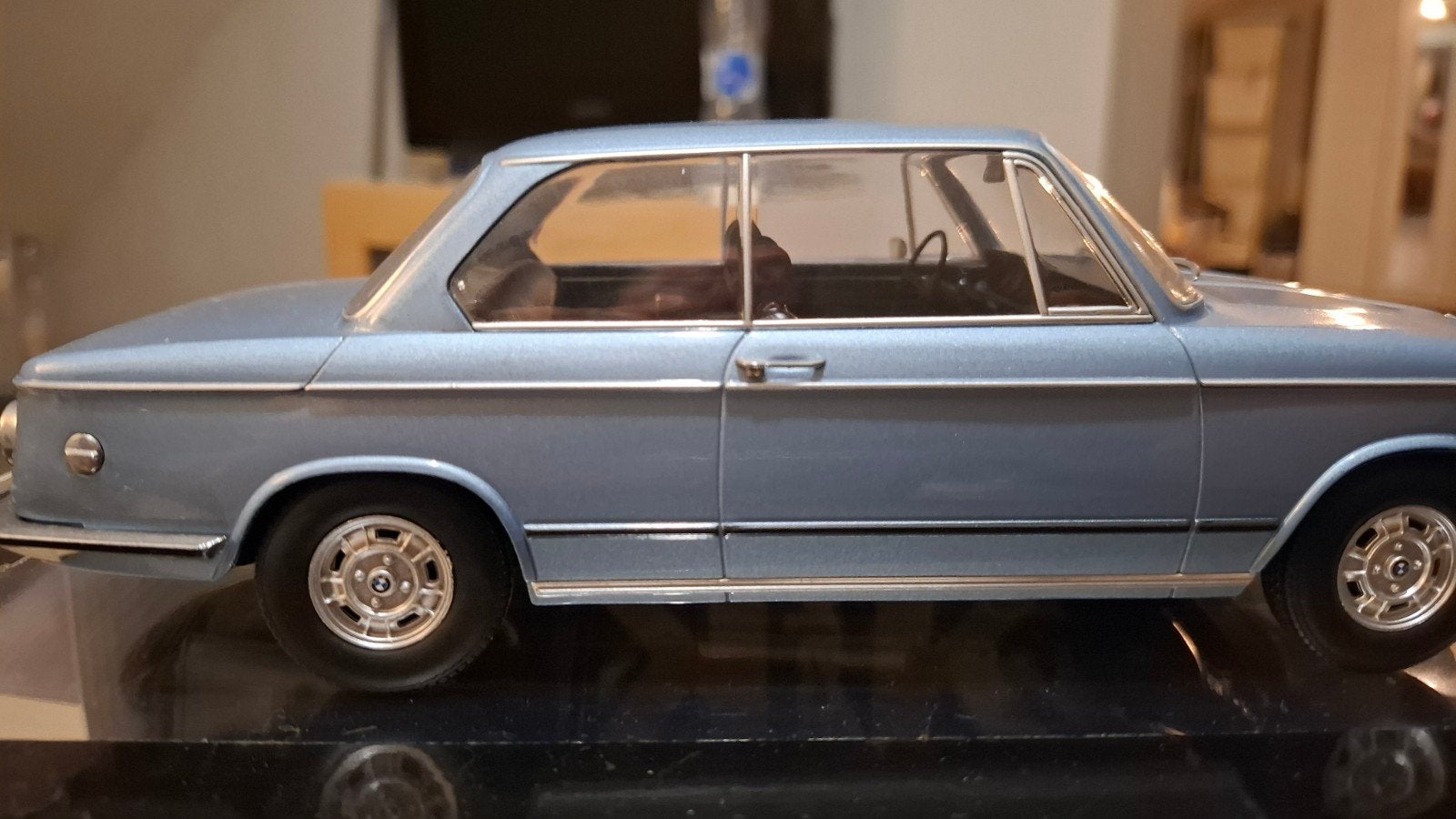 voiture miniature 1 18, Enlèvement ou Envoi, Comme neuf, Voiture, Autres marques