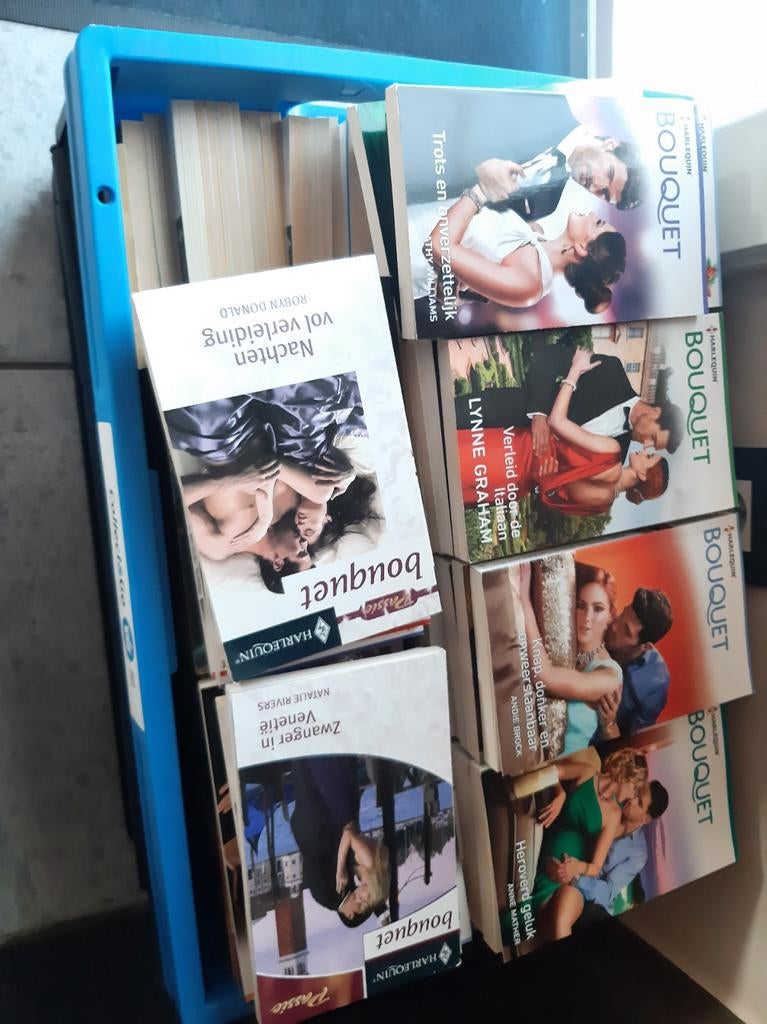 Lot Harlequin boekjes, Livres, Enlèvement
