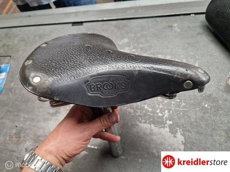 Brooks Zadel ook leuk op Puch Maxi, Vélos & Vélomoteurs, Brooks, Enlèvement ou Envoi, Brooks, Utilisé