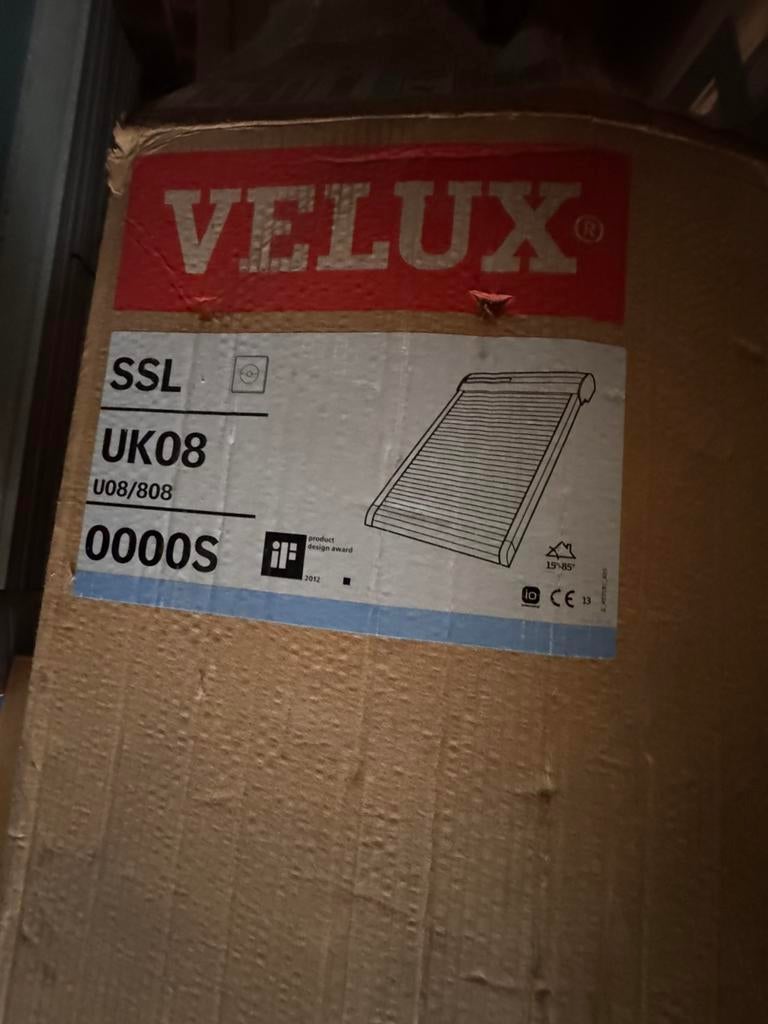 SSL UK08 velux rolluik op zonne-energie, Doe-het-zelf en Bouw, Ophalen