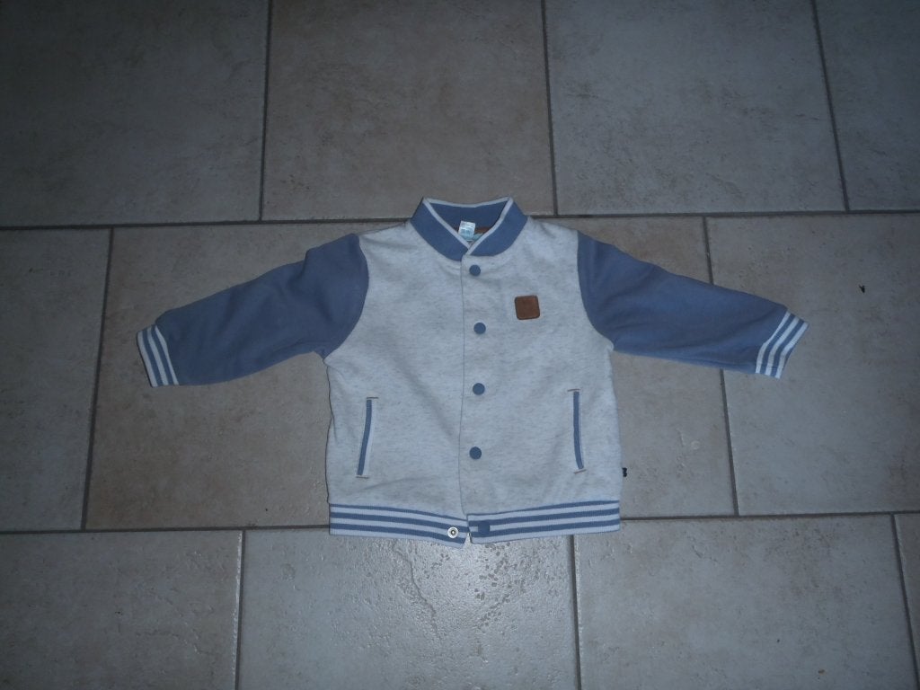 gilet taille 80, Enlèvement ou Envoi, Comme neuf, Garçon, Pull ou Veste