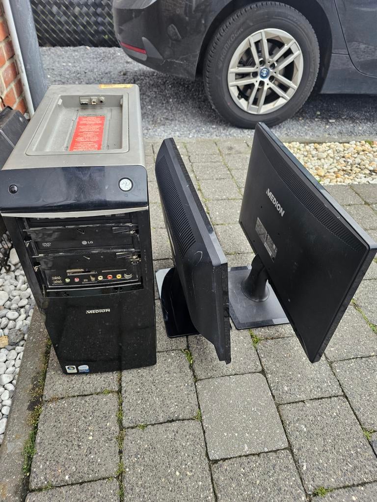 Oude pc en schermen zonder kabels, Ophalen
