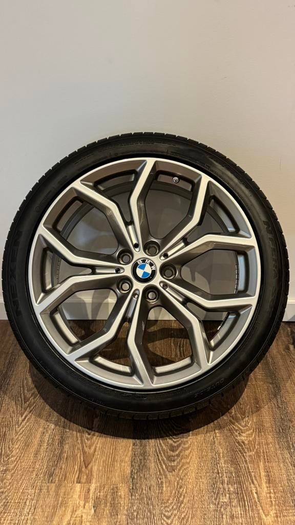 Orginele 19” BMW velgen met nieuwe banden Nexen. Nieuwstaat!, Auto-onderdelen, Banden en Velgen, Ophalen, Zomerbanden, Velg(en)