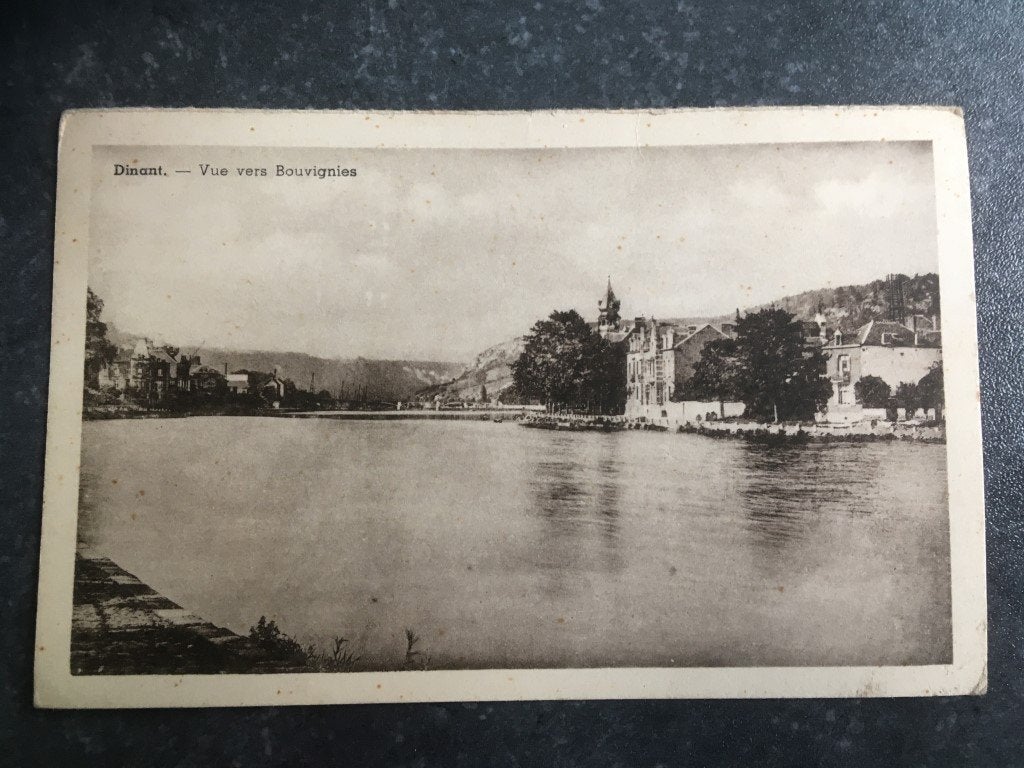 postkaart Dinant - vue vers Bouvignies, Ophalen of Verzenden, Namen