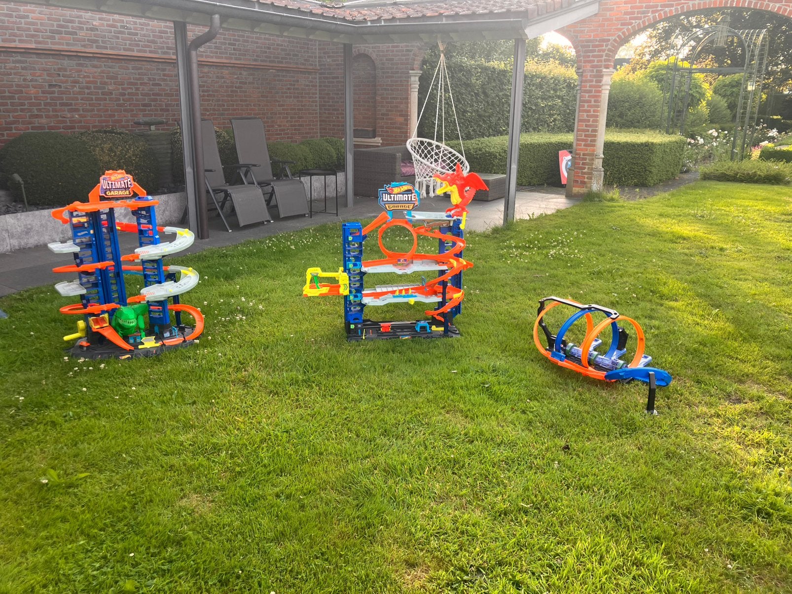 3 garages voor 90€ Hotwheels racebanen/garages 50€/50€/20€, Ophalen, Zo goed als nieuw