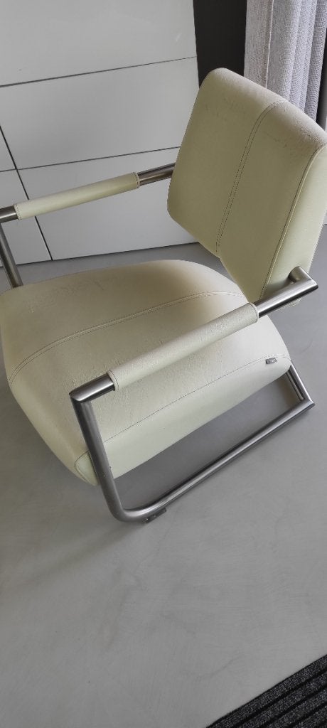 Twee leuke zeteltjes voor in de man cave, Une personne, Enlèvement, Utilisé, Modern