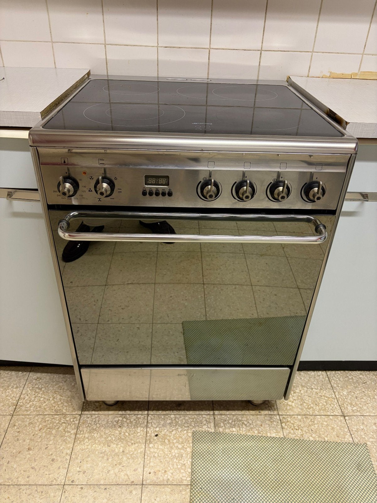cuisinière électrique Smeg SCB66MFX5, Electroménager, 4 zones de cuisson, Enlèvement, Utilisé, À Poser