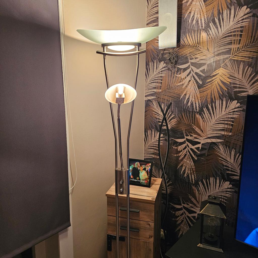 Mooie staanlamp, Huis en Inrichting, Lampen | Vloerlampen, Ophalen