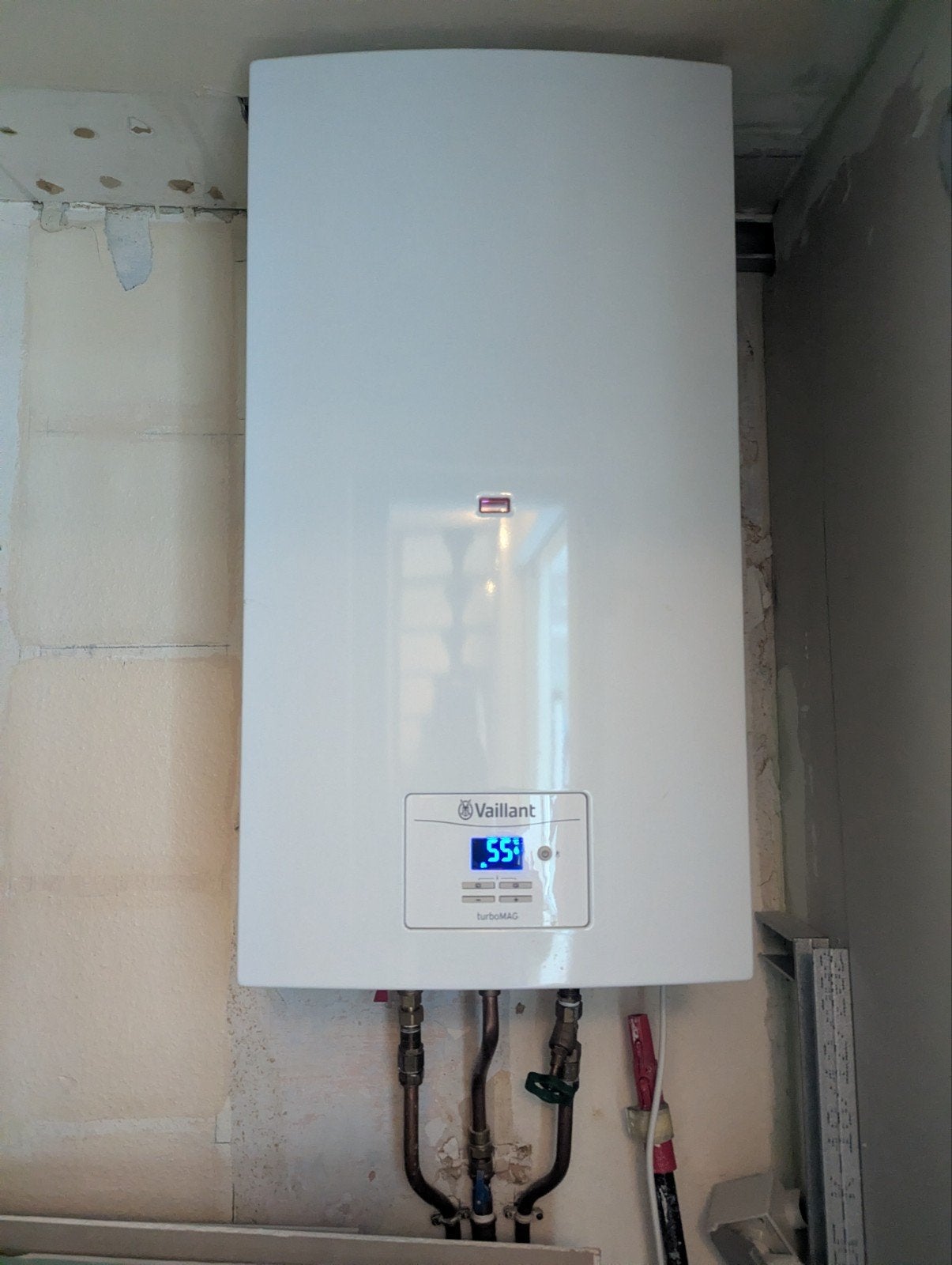 chauffe eau Vaillant TurboMAG 17 29kW encore sous garantie, Bricolage & Construction, Chauffe-eau & Boilers, Chauffe-eau, Moins de 3 ans