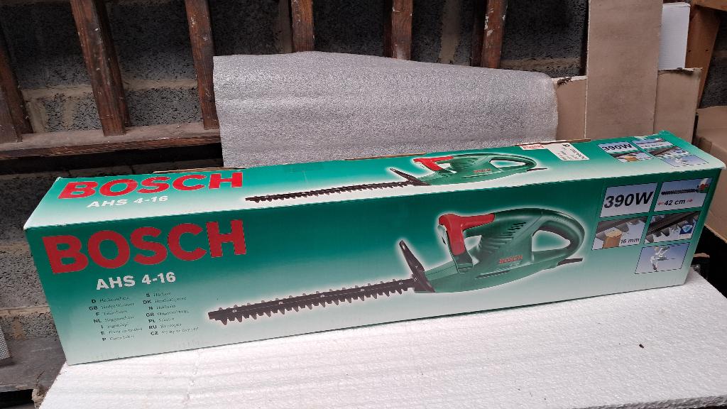 Taille haies électrique Bosch 42cm/coupe 16mm, Enlèvement, Utilisé, Électrique, BOSCH
