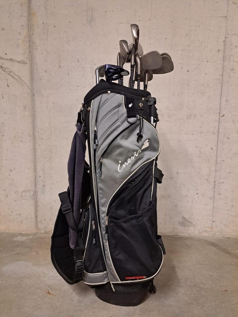 Golftas + irons merk ARMOUR., Sport en Fitness, Golf, Ophalen, Gebruikt, Club
