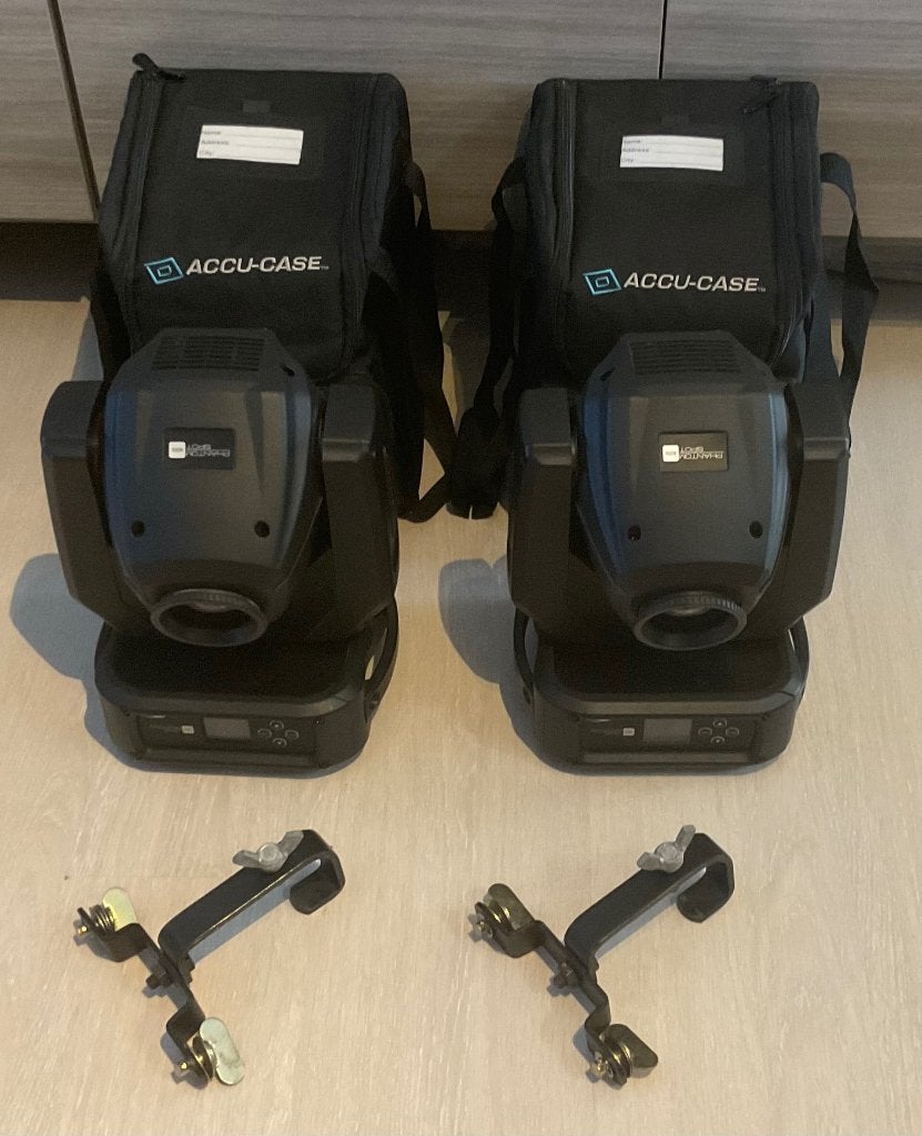 2 of 4 Showtec Phantom 65 moving head, Musique & Instruments, Enlèvement, Comme neuf, Lumières, Commande sonore