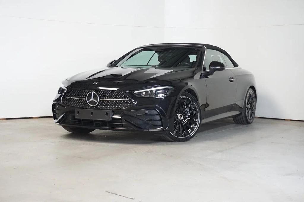 Mercedes-Benz CLE Cabriolet CLE 200 Cabrio - AMG - NIGHT PAK, Auto's, 4 zetels, Gebruikt, Cabriolet, Bedrijf
