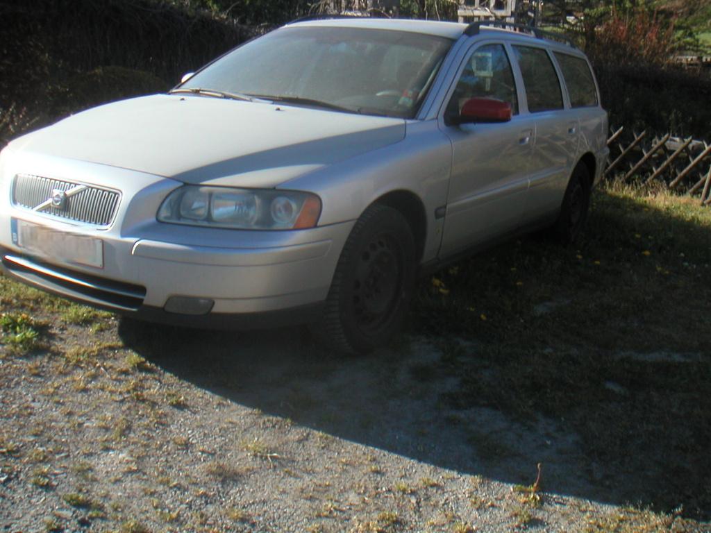 Volvo V70, Autos, Volvo, Argent ou Gris, Achat, 2400 cm³, Boîte manuelle