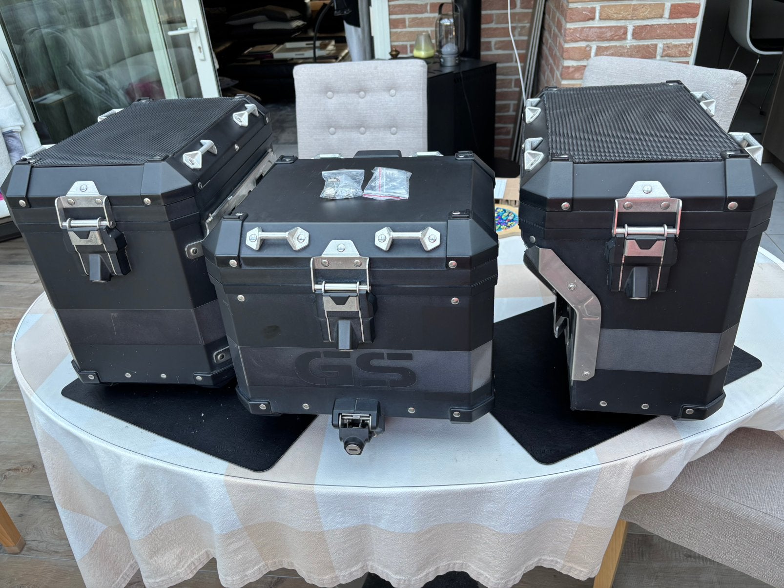 3 Alu koffers en tas met unieke reflect. striping voor GSA, Ophalen, Zo goed als nieuw