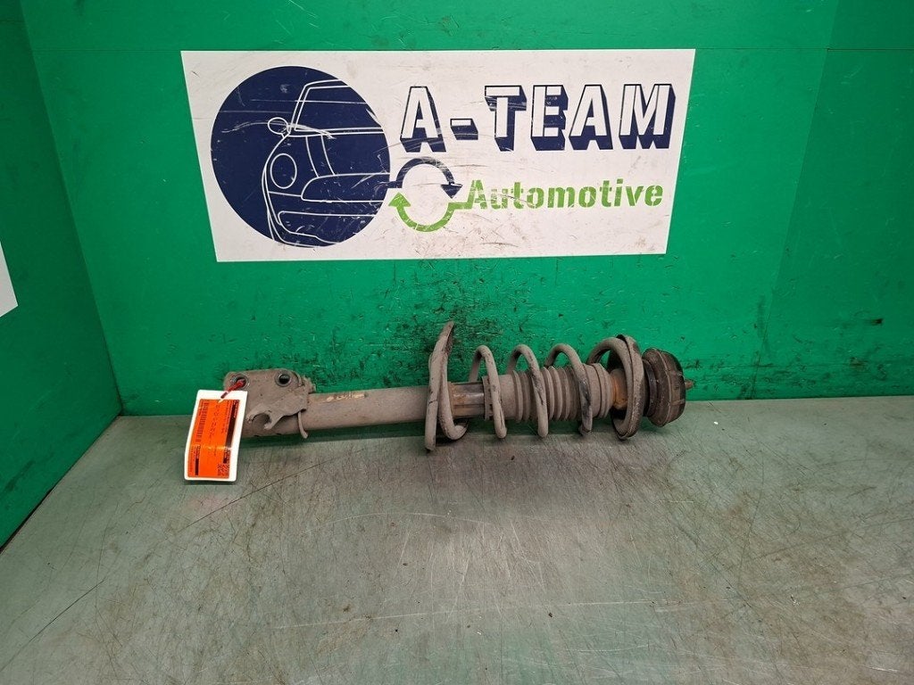 AMORTISSEUR OU ABSORBEUR DE CHOC AVANT DROIT Dokker (0S), Dacia, Renault Deutschland AG, Utilisé, Peter-Huppertz-Straße 5
51063  Köln, DE