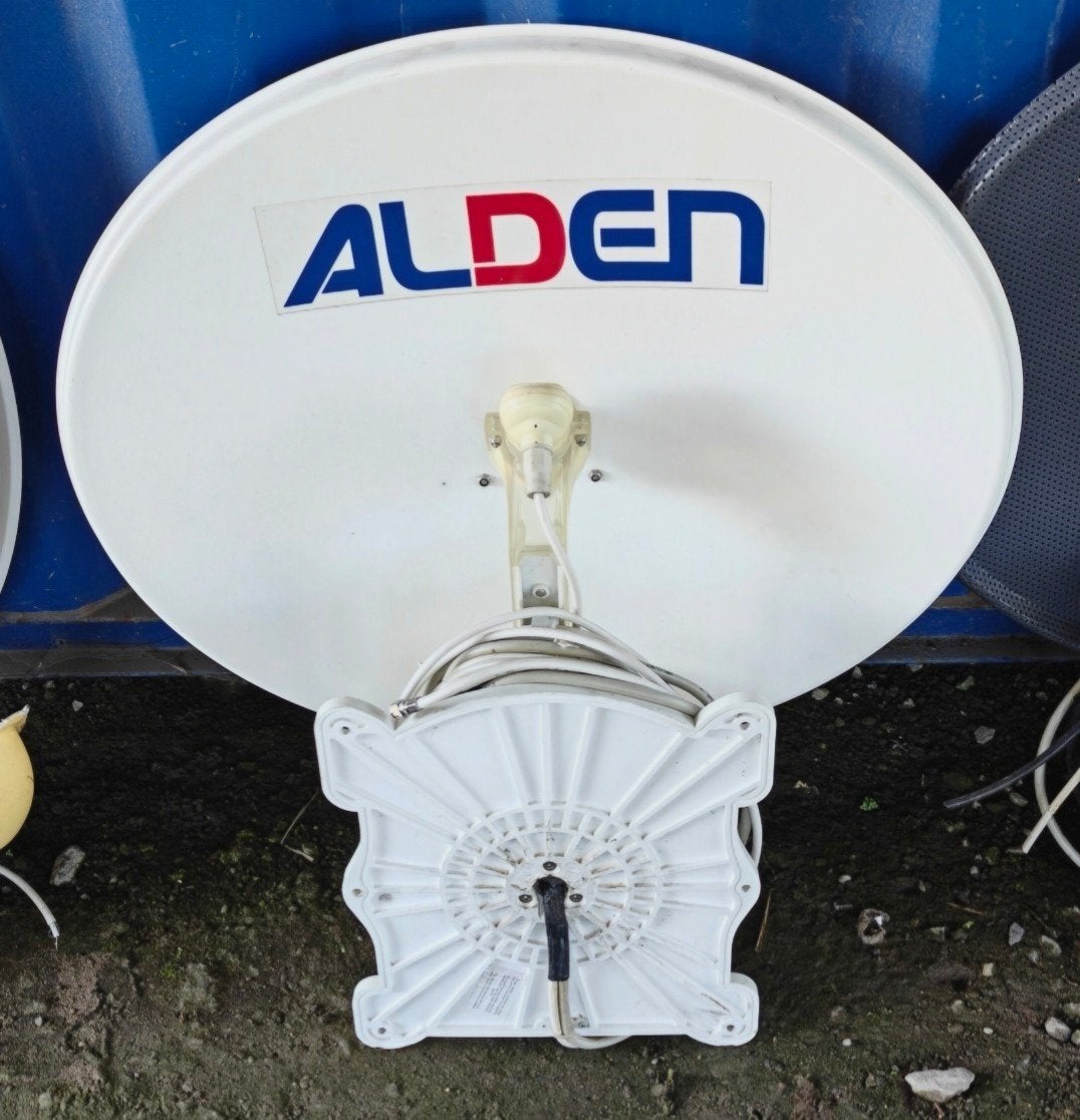 ALDEN AUTOMATISCHE SATELLIETANTENNE, Ophalen