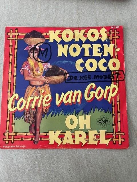 vinyl single- corrie van gorp- oh karel, Beschermende buitenhoes, Ophalen, Gebruikt