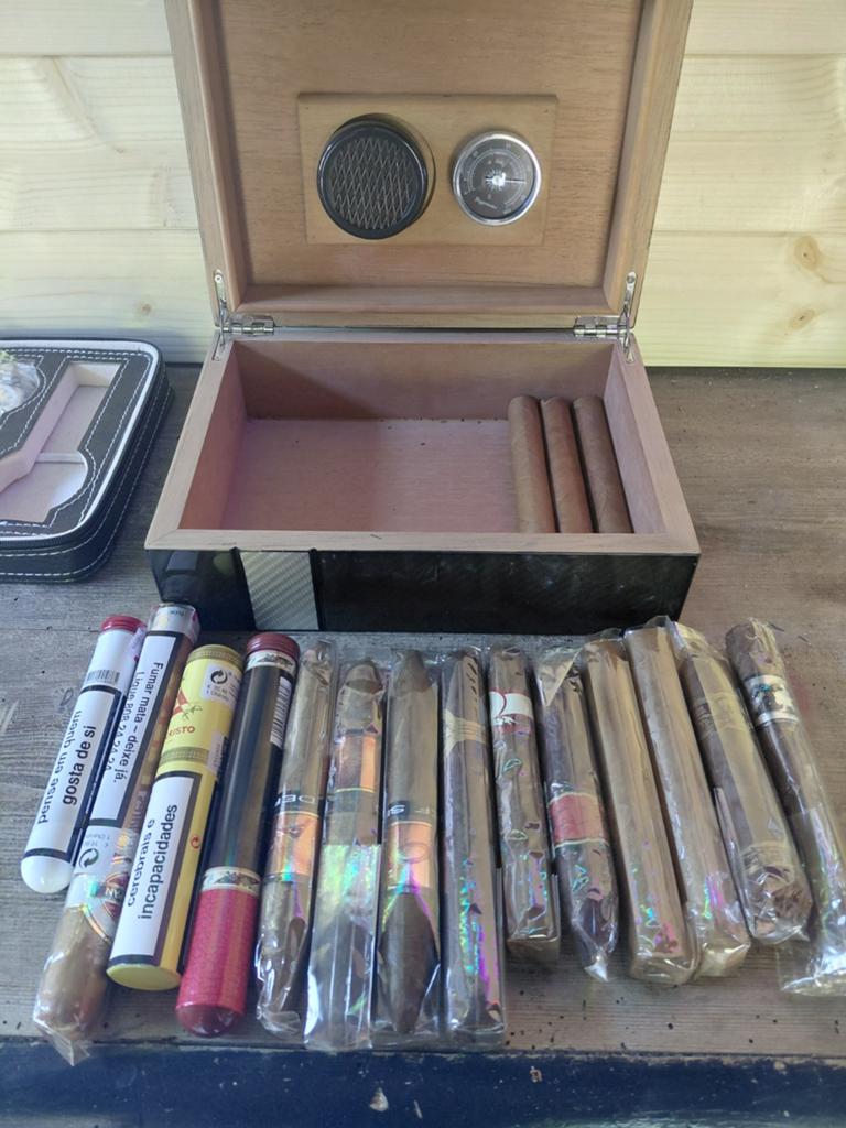 Sigaren + humidor, Collections, Enlèvement