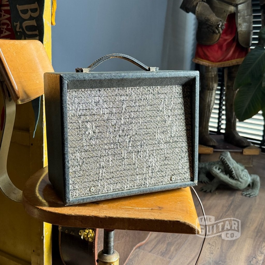 Harmony (Chicago) H303 Combo Amp 1960s, Musique & Instruments, Enlèvement ou Envoi, Utilisé, Guitare, Moins de 50 watts