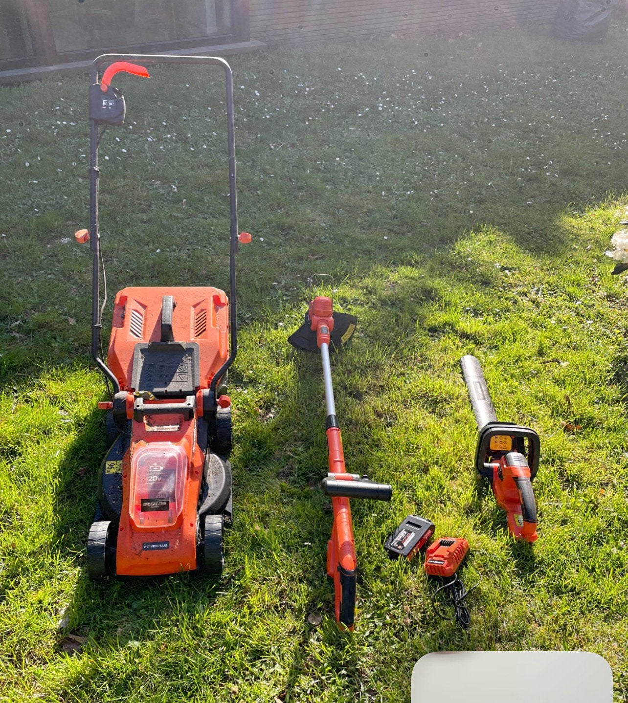Outillage jardin, Enlèvement, Utilisé, Tondeuses à gazon sur batterie