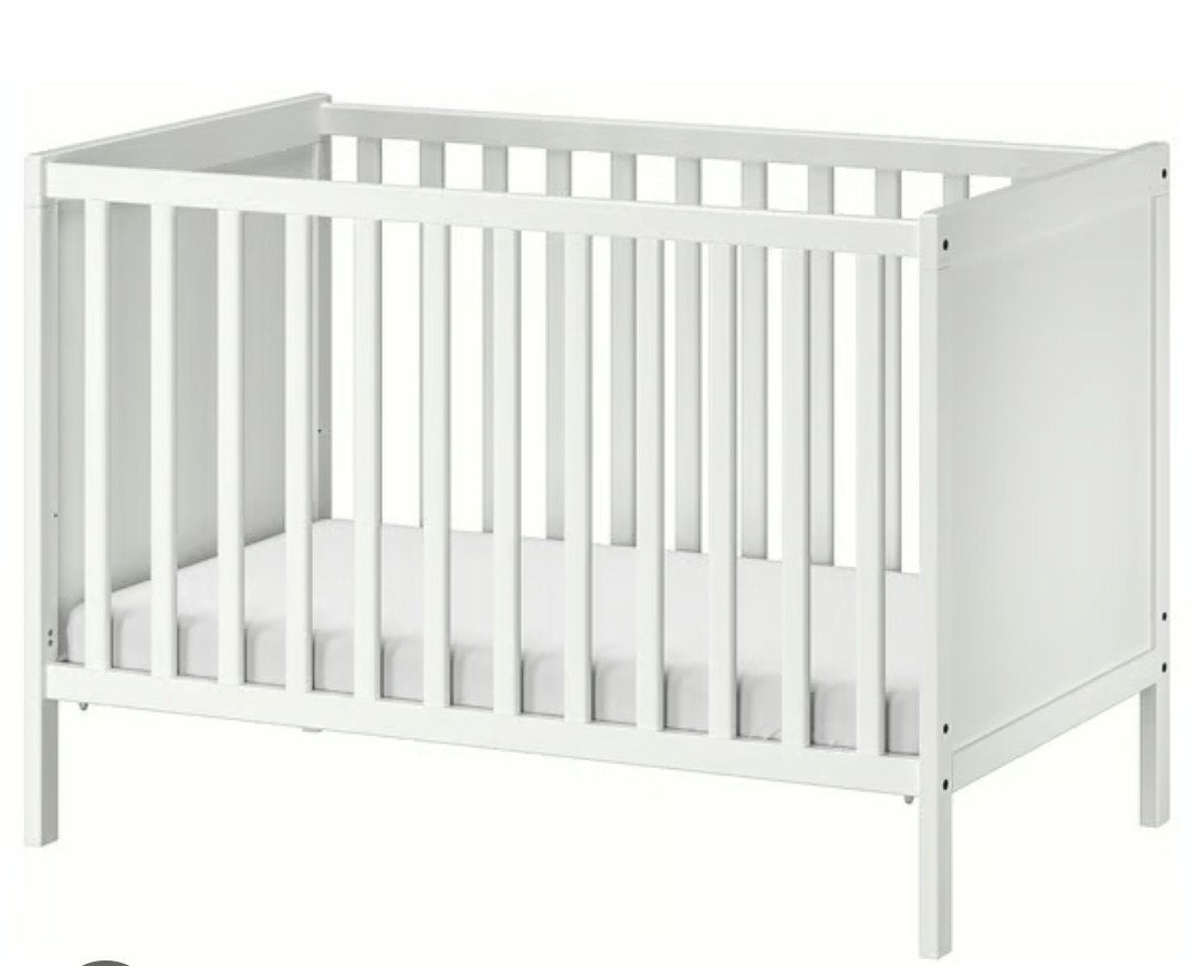 babybed IKEA sundvik met matras, Ophalen, Zo goed als nieuw