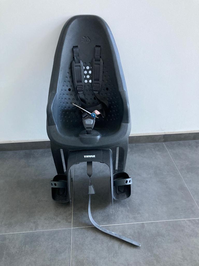 Thule Yepp 2 maxi rack mount, Fietsen en Brommers, Fietsaccessoires | Fietsstoeltjes, Ophalen, Zo goed als nieuw, Achterzitje
