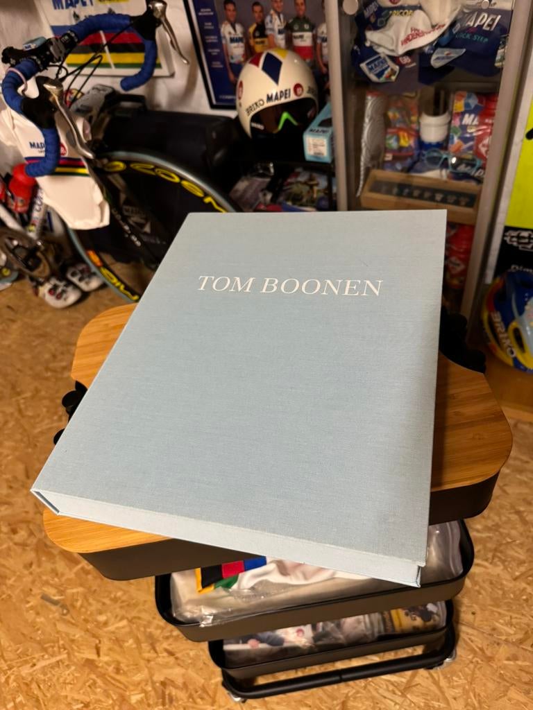 Tom Boonen het officiele huldeboek, Ophalen of Verzenden, Zo goed als nieuw