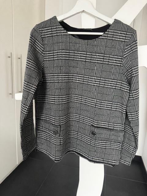 Pull à carreaux noir et blanc avec poches Sfera taille M, Enlèvement ou Envoi, Neuf, Taille 38/40 (M), Blanc