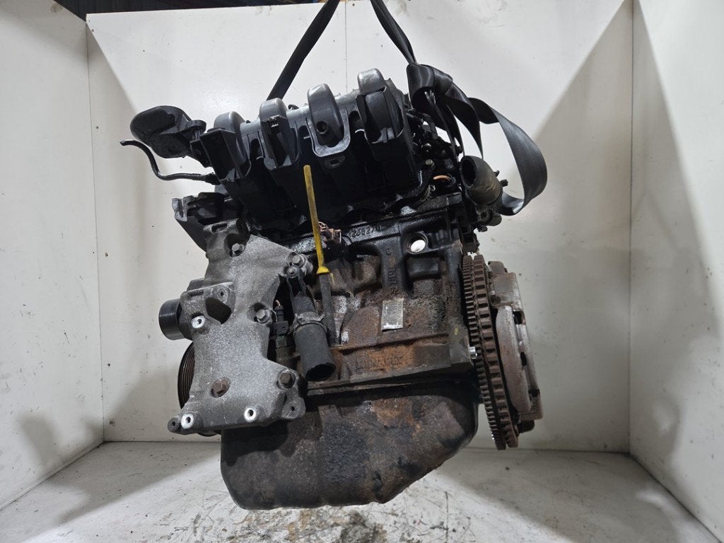 MOTOR Renault Clio III (BR / CR) (|7701475951|8201170616|), Gebruikt, Renault, Peter-Huppertz-Straße 5
51063  Köln, DE, Dialog.deutschland@renault.de